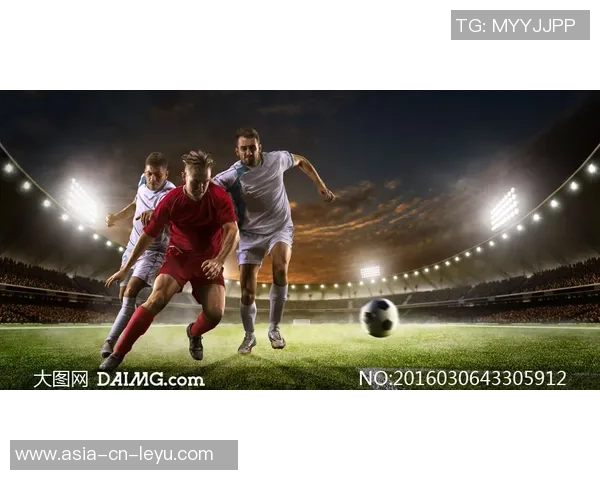 足球星写真展现绿茵场上的传奇瞬间与运动员的魅力风采